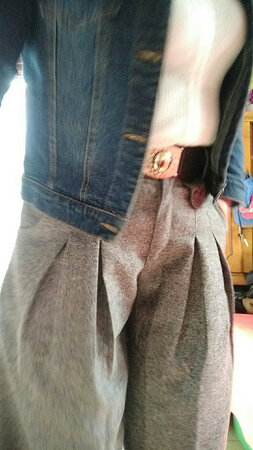宝贝收到布料柔软穿起来很舒服裤行也很好看