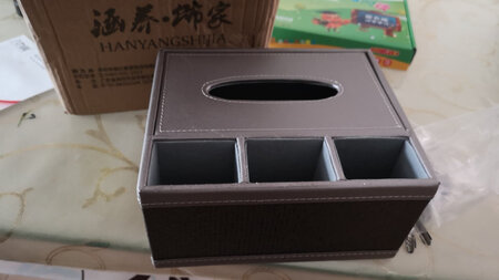 东西看着不错有点小瑕疵不影响使用