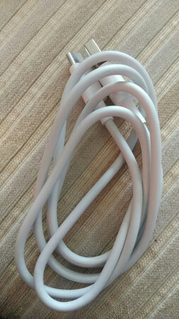 质量不错，只是没有品牌标识