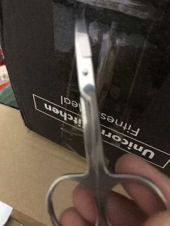 好用的剪刀，很精致的感觉，和10元店的不一样