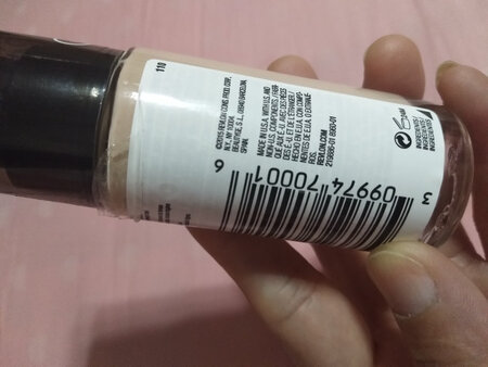 盼了很多天终于收到了，很润不卡粉，就是不知道为何不支持扫码呢？希望是正品吧，相信京东