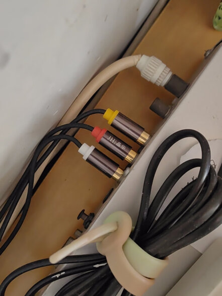 晶华（JH）AV一分三复合音视频连接线 3.5mm红白黄音频线 适用网络电视机顶盒音箱小米盒子转接线1.5米 A420E 晒单实拍图