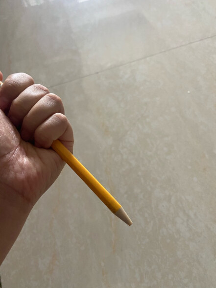 晨光(M&G)文具24色按动可换芯加粗油性彩铅 彩色铅笔手绘涂色专业美术生学生绘画笔套装 附卷笔刀考试必备 晒单实拍图