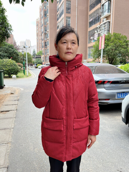 俞兆林（YUZHAOLIN）中年妈妈装羽绒服女中长款冬装棉服2023新款外套中老年人大码棉衣 JF0119-酒红色【加厚棉服】 XL【建议110-125斤】 晒单实拍图