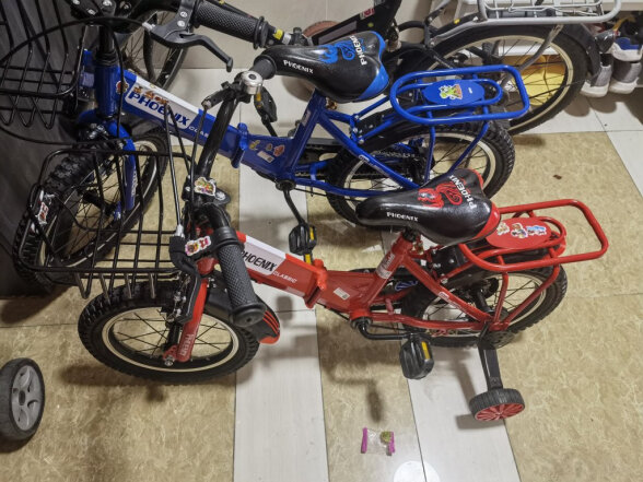 凤凰（Phoenix）儿童自行车宝宝脚踏车儿童折叠自行车3-8岁童车 陆寻 中国红 14寸 晒单实拍图