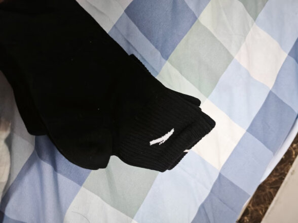 安踏|袜子|【4双装】冬季保暖运动袜子男女跑步篮球袜长袜 晒单实拍图
