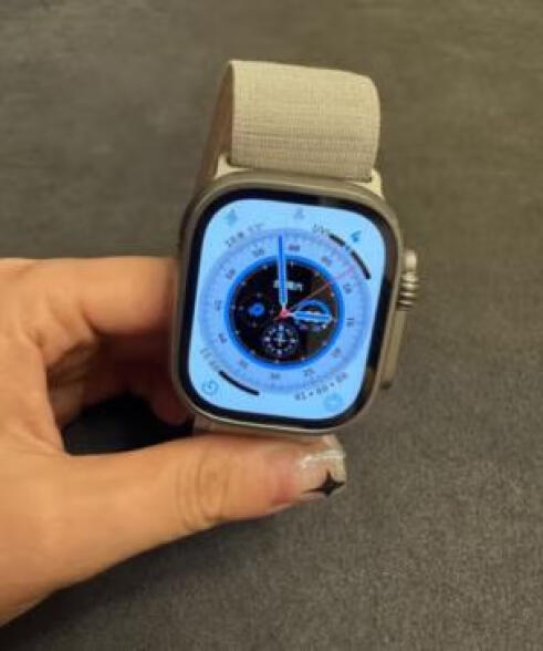 Apple watch ultra2苹果手表ultra2 iwatch ultra2智能运动手表 橄榄色 高山回环式表带中号 钛金属表壳 49毫米 晒单实拍图