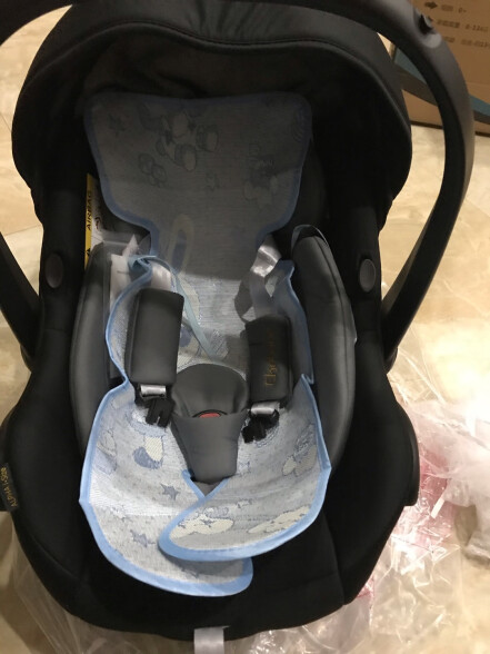 怡戈（Ekobebe）婴儿提篮式安全座椅 新生儿手提篮宝宝睡篮车载安全提篮0-15个月  幻影灰 晒单实拍图
