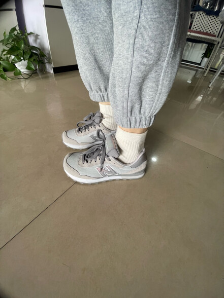 NEW BALANCE NB官方女鞋515系列简约经典潮流时尚舒适复古拼接休闲运动鞋 云母灰 WL515CSB 37（脚长23.5cm) 晒单实拍图