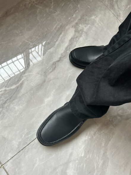 爱步（ECCO）男鞋 乐福鞋商务休闲皮鞋正装鞋 S 轻巧莫克系列540514 黑色42 晒单实拍图