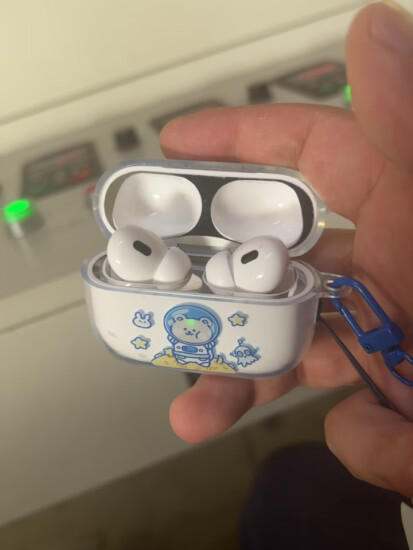 苹果airpods pro二代苹果无线蓝牙耳机第二代2代 支持主动降噪 定制礼盒套装【闪电接口】 实拍图