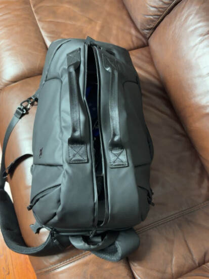 海澜之家双肩包商务背包男充电15吋电脑包大学生书包出差防泼水耐磨旅行包 实拍图