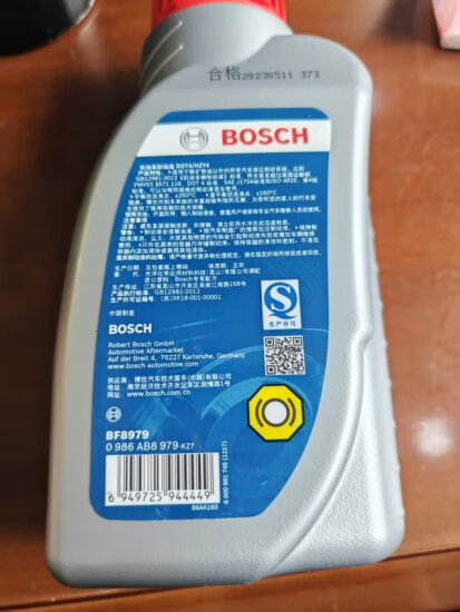 博世（BOSCH）DOT4 刹车油/制动液/离合器油 通用型 进口原料国内调配 500ml装 实拍图