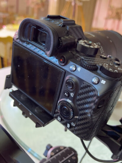 JJC 适用索尼a7m3贴膜SONY a73 a7r3 a7r3a微单相机保护贴纸 机身皮贴配件（碳纤维） 实拍图