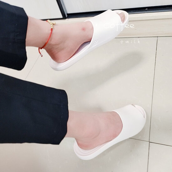 步术 拖鞋女中国台湾进口夏季家居时尚鱼嘴防滑防臭软底轻便静音 玉石白 M(建议37-38码/鞋长约25.5cm） 实拍图