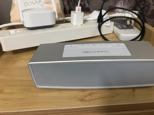 Bose SoundLinkmini蓝牙扬声器怎么样音质效果差还是好?