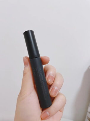 睫毛底膏