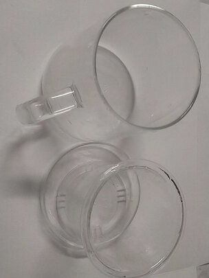 玻璃杯