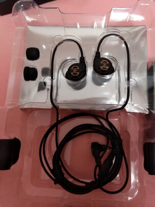 真实感受解析:森海塞尔HD660S怎么样?优缺点测评解密