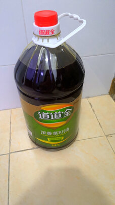三,花中花黄菜籽油5l网友对比评测