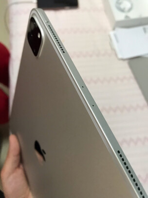 Apple iPad对比Apple iPad Air有啥区别？哪个运行比较流畅？哪个质量上乘？