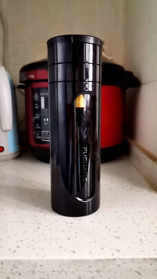 玻璃杯