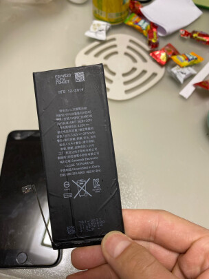 诺希苹果6旗舰MAX与品胜内置电池区别明显不？哪个续航更加长，哪个稳定性高 