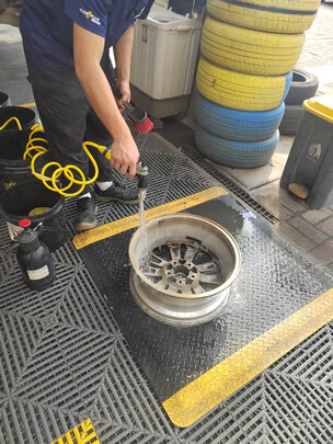 汽车轮胎