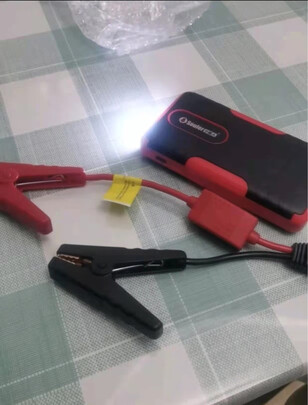 汽车应急启动电源