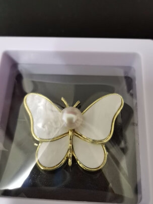 珍珠胸针