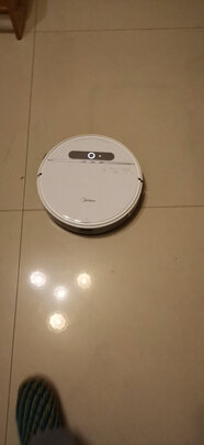 美的（Midea）扫地机器人i5怎么样?用后两天彻底后悔了