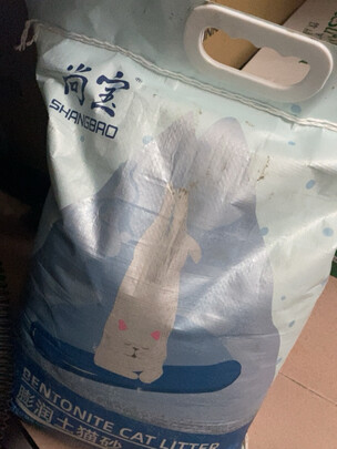 膨润土猫砂