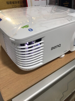 明基E320是哪里生产的，值吗