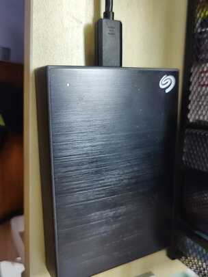 移动硬盘