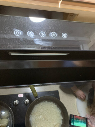 苏泊尔DJ1C2油烟机怎么样一周使用让人失望了是吗？
