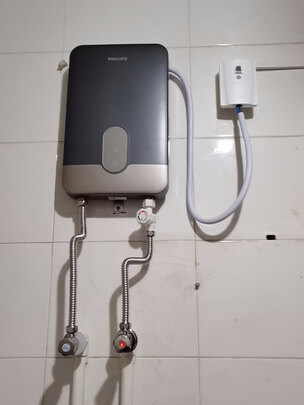 电热水器