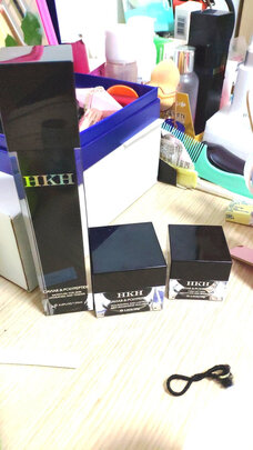 法国HKH鱼子酱护肤品套装怎么样?到底有没有效果呢?