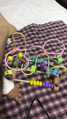 儿童绕珠玩具
