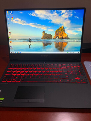 联想(Lenovo)拯救者Y7000P怎么样使用三天死机了是吗？