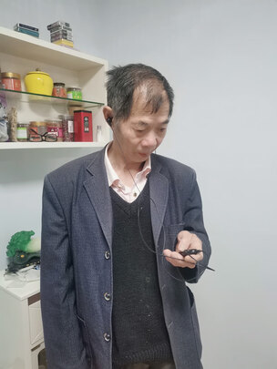 左点（Zdeer）助听器老年人无线隐形骨传导耳聋耳背入耳式降噪耳机年轻人轻中重度免调试磁吸充电双耳款 标准版|智能充电双耳款-黑色