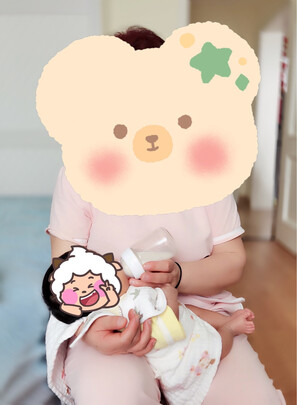 婴儿奶嘴