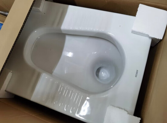 水箱蹲便器