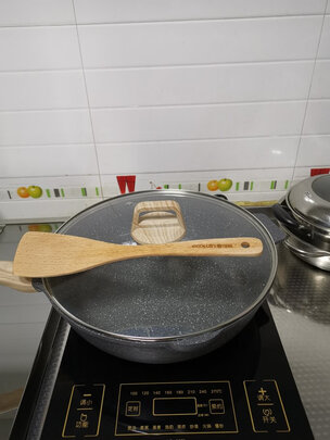 麦饭石不粘锅