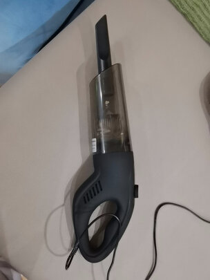 车载吸尘器