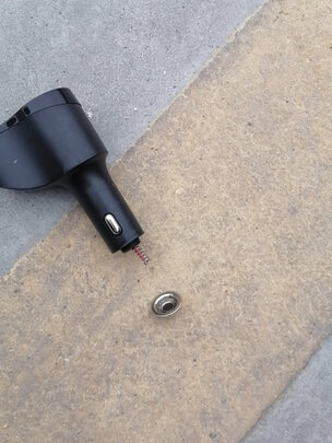 车载充电器