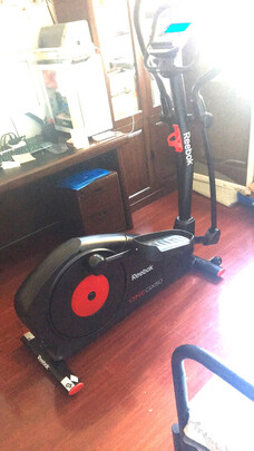 ReebokGX50橢圓機|客觀評價ReebokGX50橢圓機怎么樣？上手三周說真相