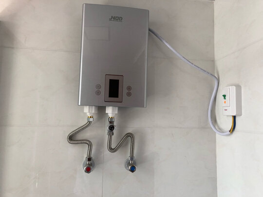 基诺德即热式热水器怎么样？上手讲真实内幕真相