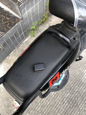 GPS定位器