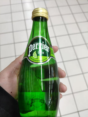 三,巴黎水矿泉水网友对比评测