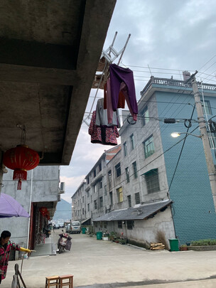 伸缩晾衣架